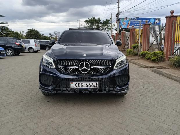 Mercedes-Benz GLE-Class 2016 Blue