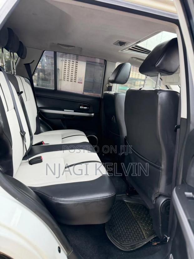 Suzuki Escudo 2008 White