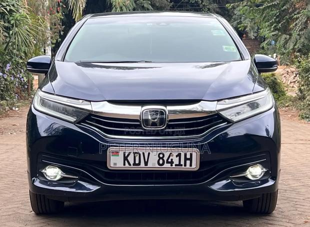 Honda Fit Shuttle 1.5 Hybrid 2WD 2018 Blue