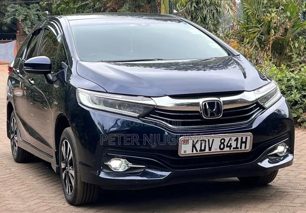 Honda Fit Shuttle 1.5 Hybrid 2WD 2018 Blue