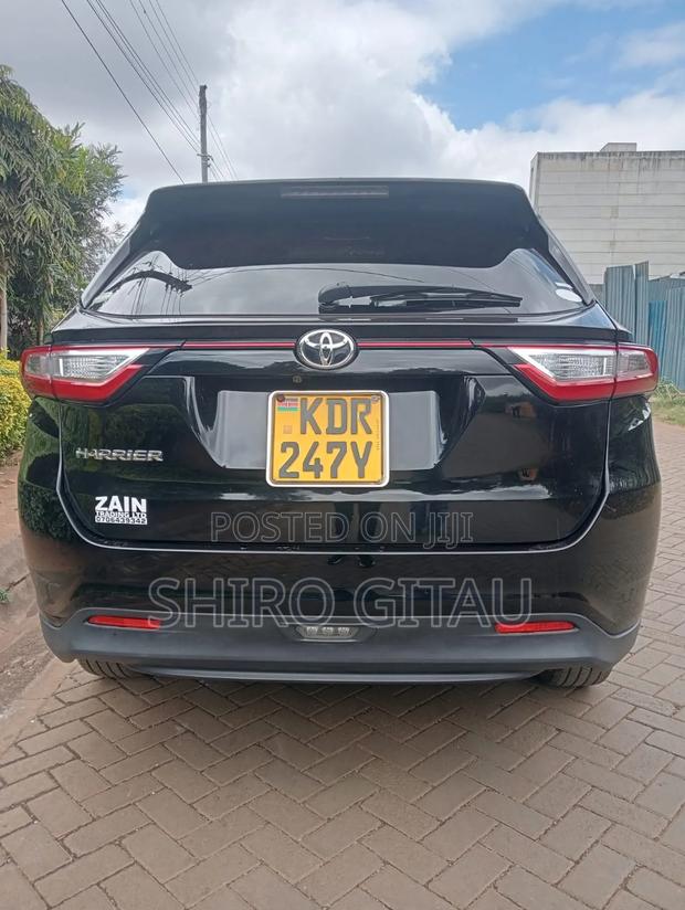 Toyota Harrier 2.0 4WD 2017 Black