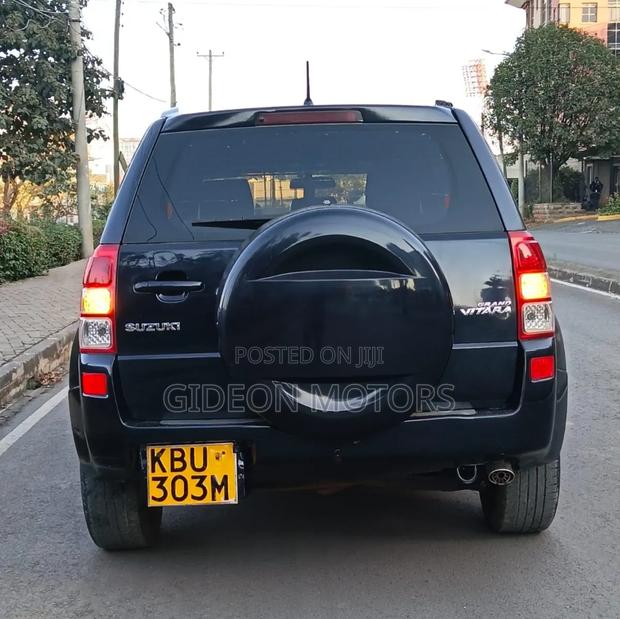 Suzuki Escudo 2007 Black