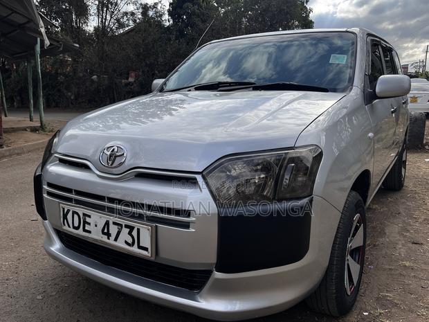 Toyota Probox 1.3 DX Comfort 2WD 2016 Silver