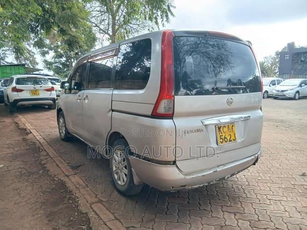 Nissan Serena 2007 Silver