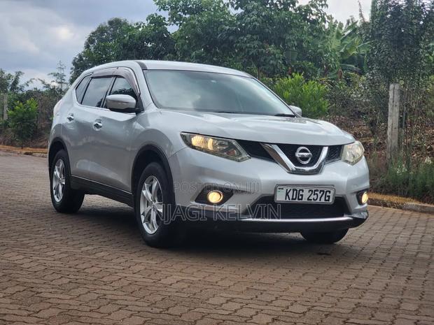 Nissan X-Trail 2.0 Petrol AWD 2014