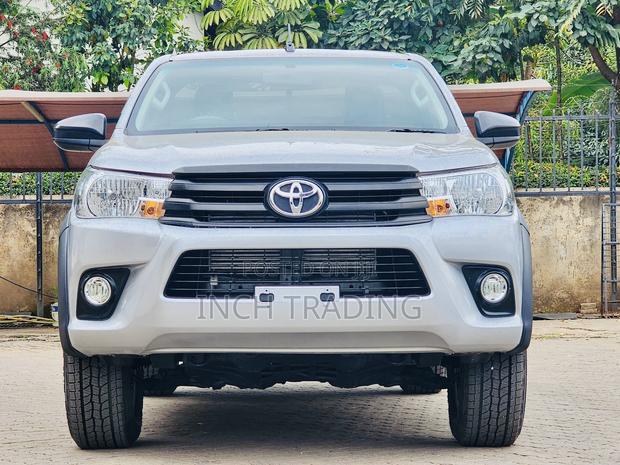 Toyota Hilux Revo Single Cab Deisel 2.8 AWD 2020 Silver
