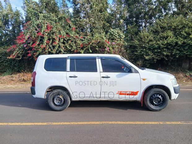 Toyota Probox 2006 White