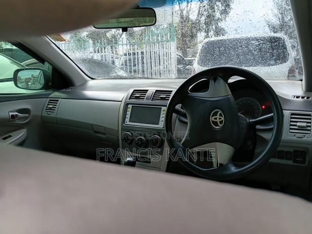 Toyota Axio 2012 Silver
