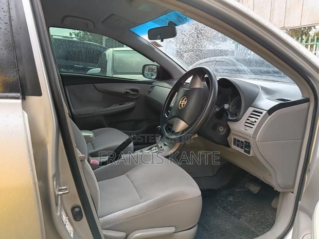 Toyota Axio 2012 Silver