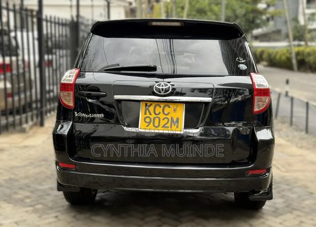Toyota Vanguard 2007 Black