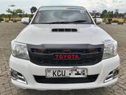 Toyota Hilux 2.5 D-4D 4X4 SRX 2011 Off white for sale