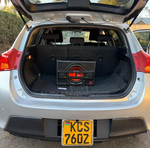 Toyota Auris 2012 Silver