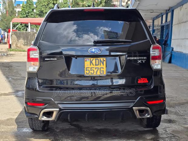 Subaru Forester 2017 Black