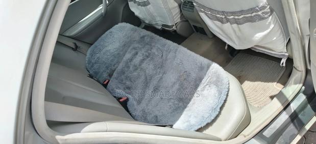 Mercedes-Benz C200 2023 Silver