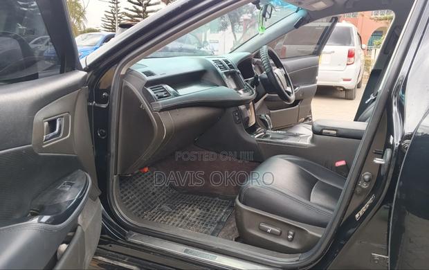 Toyota Crown 2008 Black