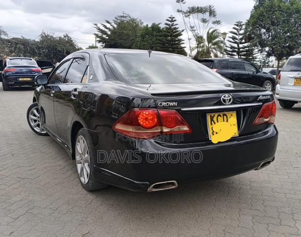 Toyota Crown 2008 Black
