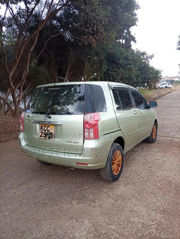 Toyota Raum 2008 Green
