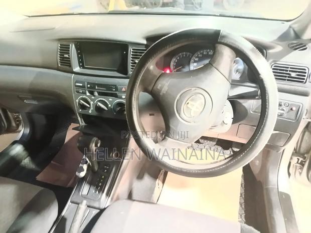 Toyota Corolla RunX 2005 Silver