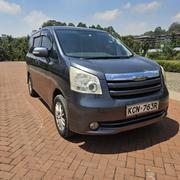 Toyota Noah 2011 Gray for sale