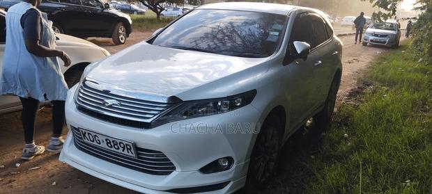 Toyota Harrier 2.0 2015 White