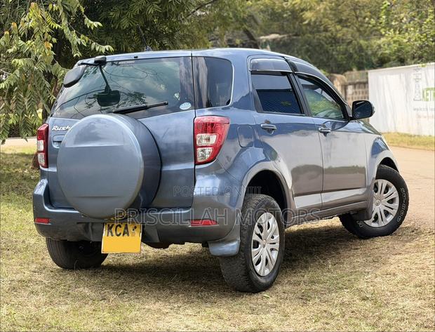 Toyota Rush 2007 Blue