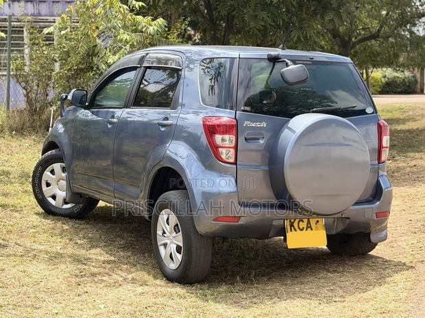 Toyota Rush 2007 Blue