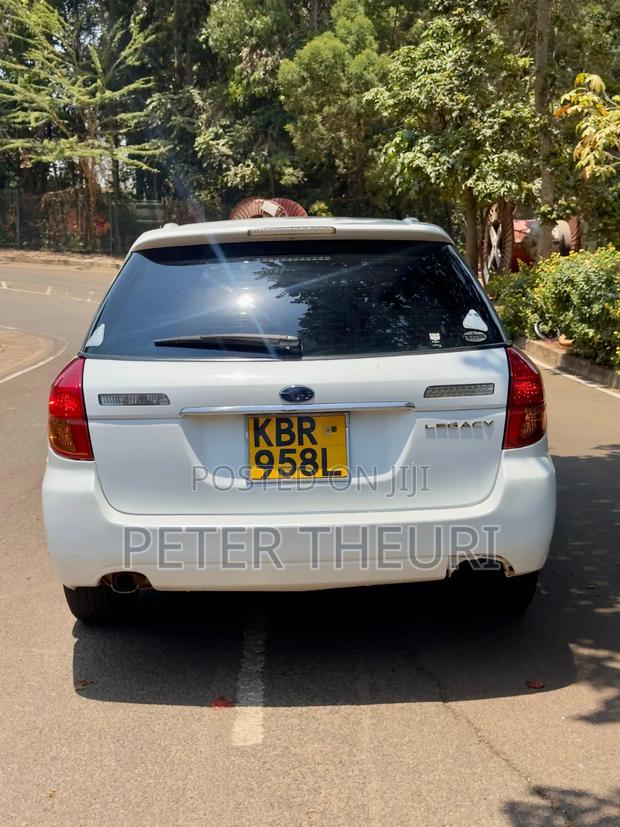 Subaru Legacy 2005 White