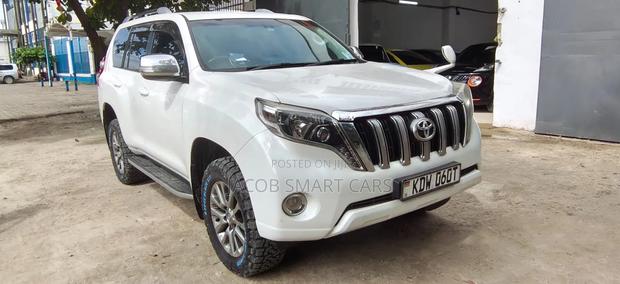Toyota Land Cruiser Prado 2017 White