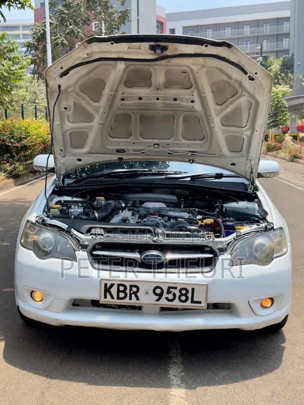 Subaru Legacy 2005 White
