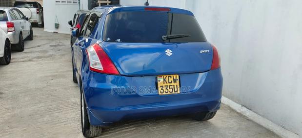 Suzuki Swift 2012 Blue