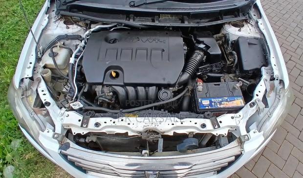 Toyota Premio 2010 White