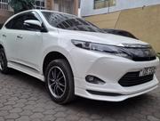 Toyota Harrier 2017 White for sale
