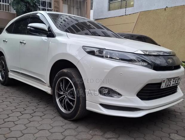 Toyota Harrier 2017 White