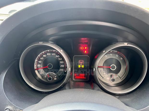 Mitsubishi Pajero 2014 Silver