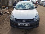 Nissan Advan 2004 White for sale
