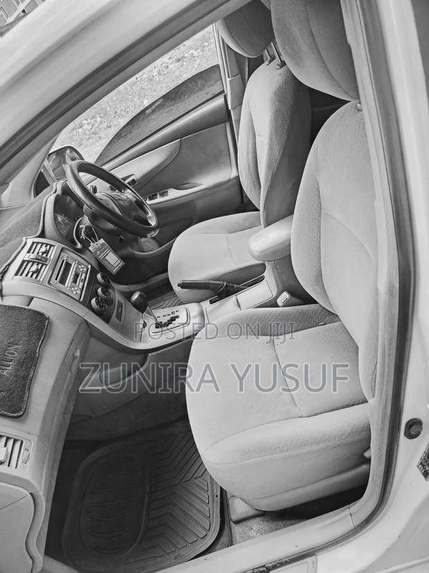 Toyota Axio 2009 White