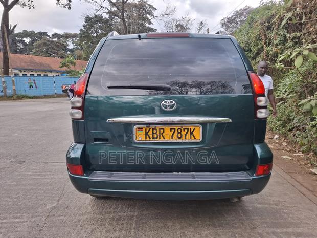 Toyota Land Cruiser Prado 3.0 D-4D 5dr 2006 Green