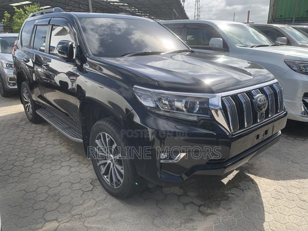 Toyota Land Cruiser Prado Kakadu 2019 Black