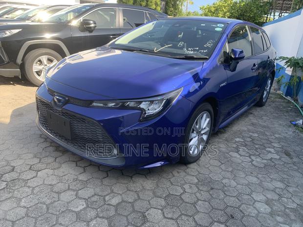 Toyota Corolla LE 2020 Blue