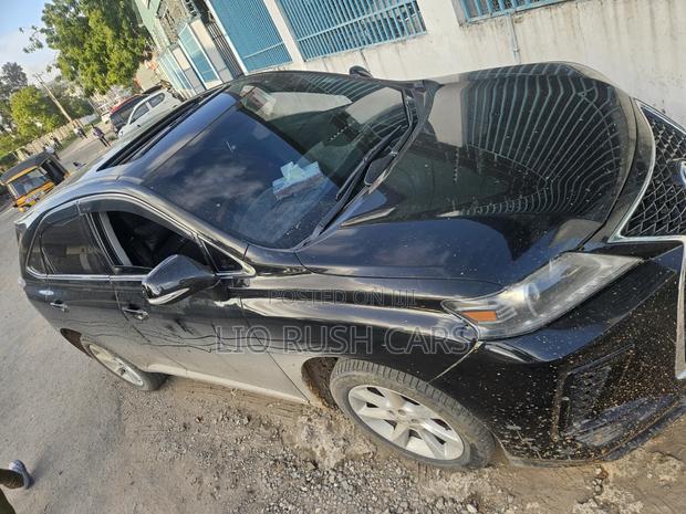 Lexus LX 570 2011 Black