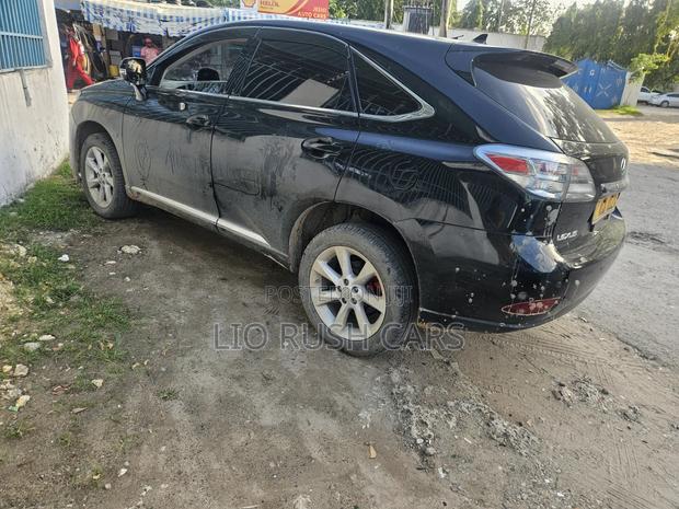 Lexus LX 570 2011 Black