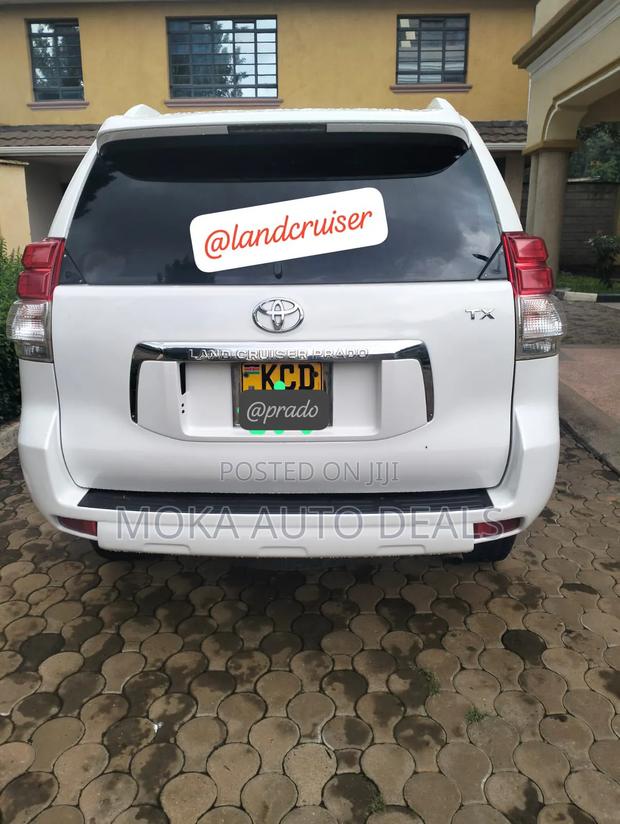 Toyota Land Cruiser Prado 2.7 i 2010 White