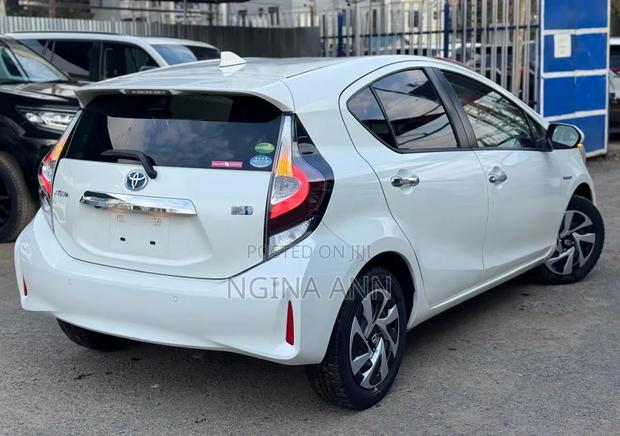 Toyota Aqua 2019 White