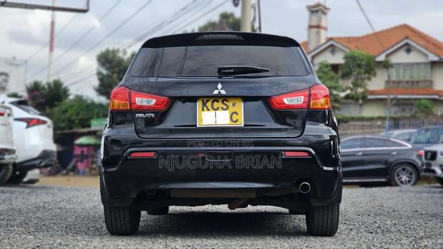 Mitsubishi RVR 2.0 2012 Black