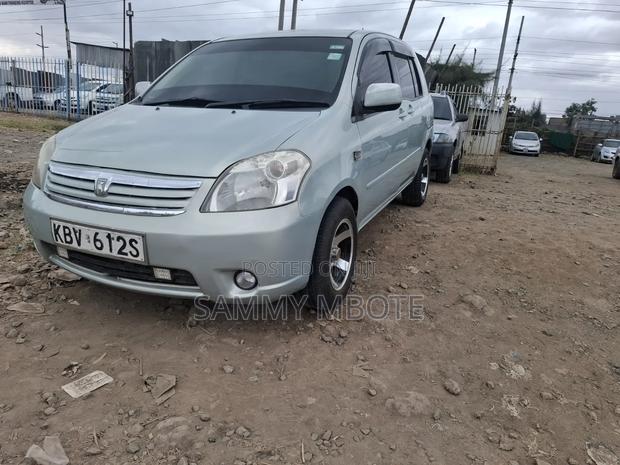 Toyota Raum 1.5 FWD 2006 Green