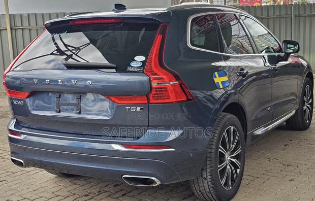 Volvo XC60 T5 Inscription AWD 2019 Blue