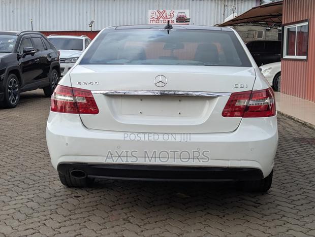 Mercedes-Benz E250 2012 White