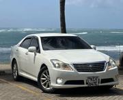 Toyota Crown 2012 White for sale