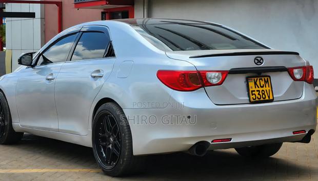 Toyota Mark X 2.5 RWD 2011 Silver