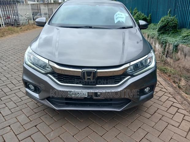 Honda Grace 2020 Gray